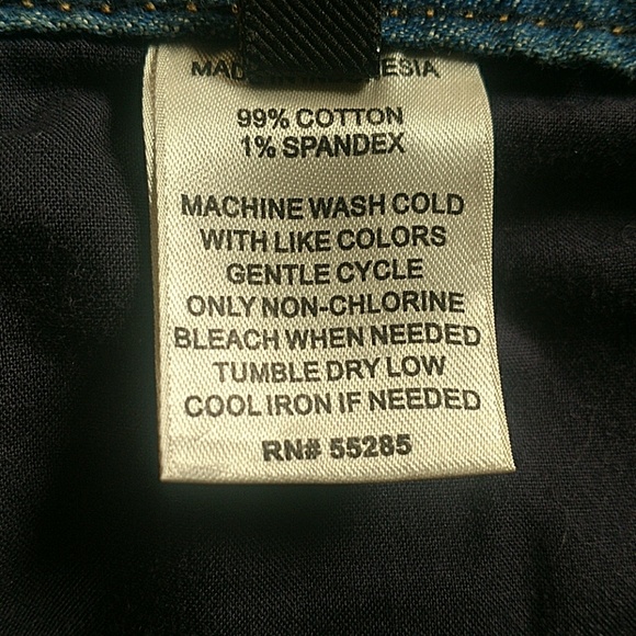 Capris - Picture 6 of 6